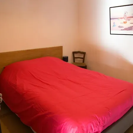 Le Bain Aux Plantes *