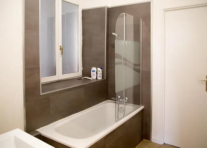 Le Bain Aux Plantes דירה