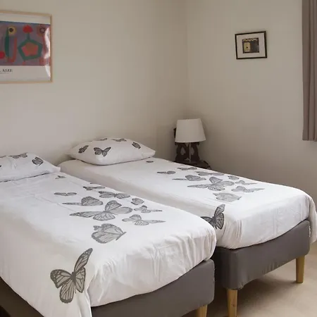 Le Bain Aux Plantes *